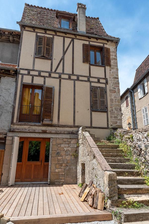 Logis Face A L'Abbatiale Apartment Beaulieu-sur-Dordogne Exterior photo