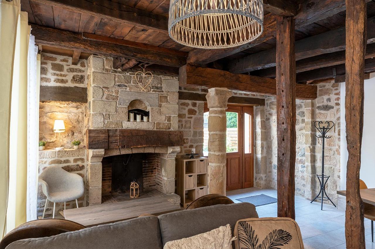 Logis Face A L'Abbatiale Apartment Beaulieu-sur-Dordogne Exterior photo